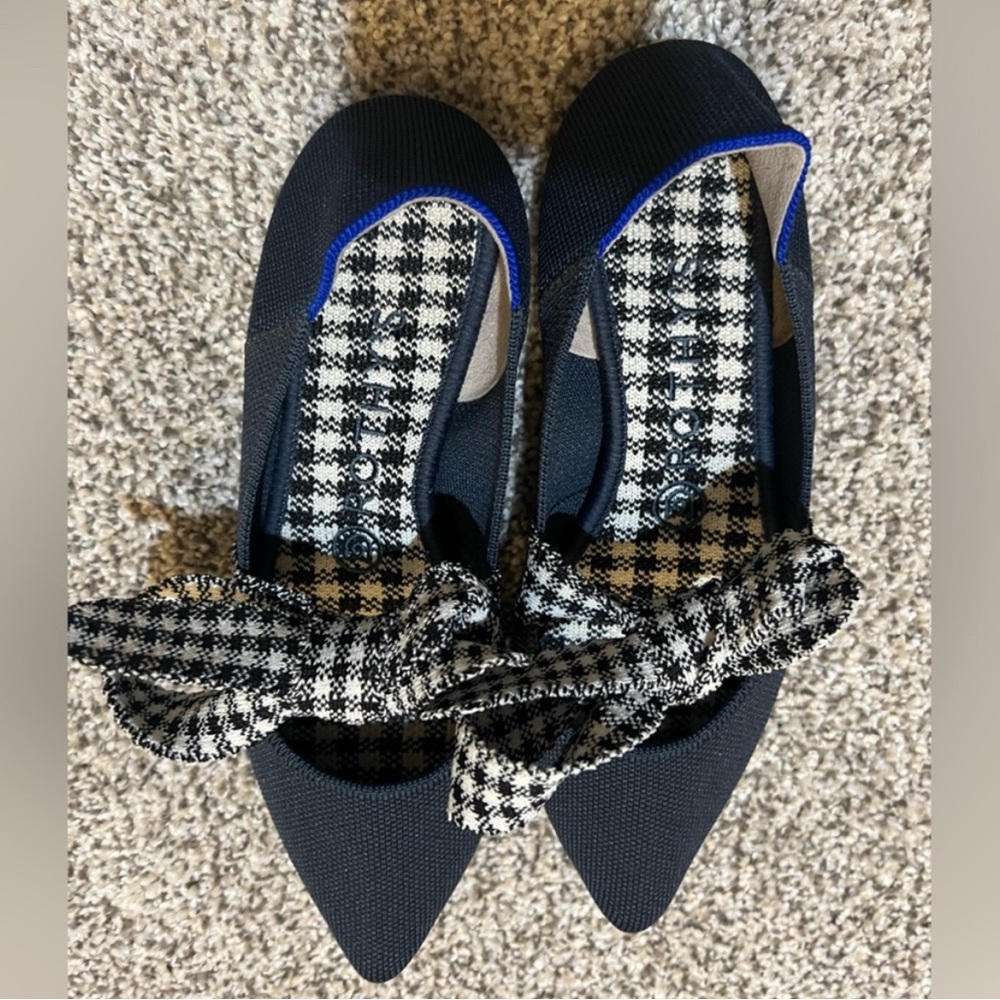 Rothy's point navy flats